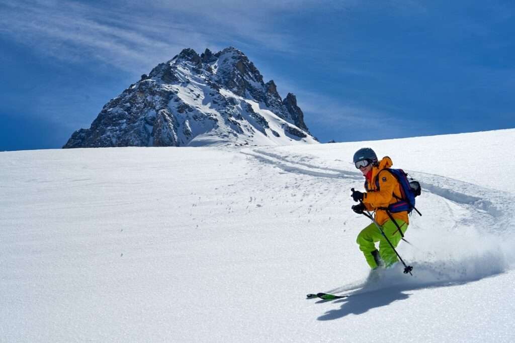 Skiing in Gulmarg