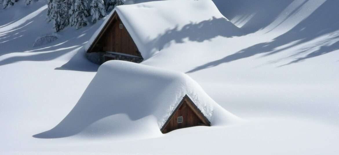 Kashmir in December | Brown Wooden House Covered With Snow Near Pine Trees in Doodhpathri Kashmir