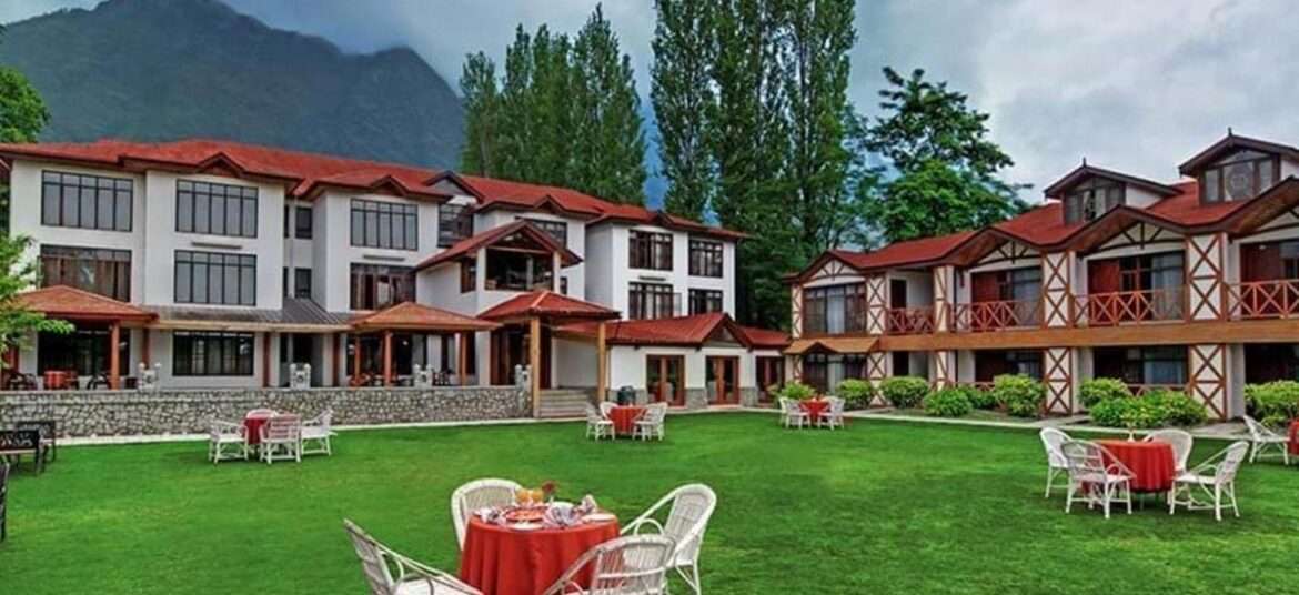 Hotels in Kashmir | Fortune Resort Heevan Srinagar