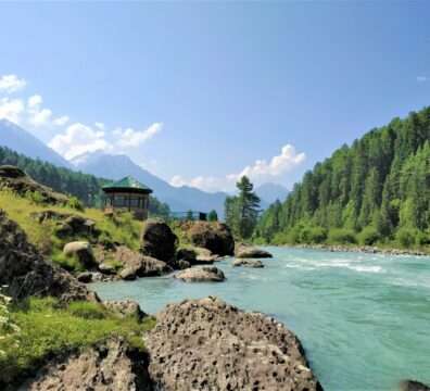 A view of Lidder river in Pahalgam | Kashmir in May