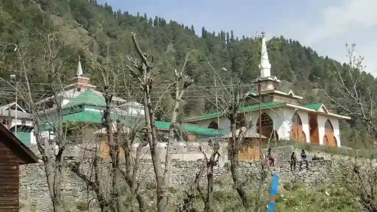 A view of Baba reshi shrine -Gulmarg tour guide