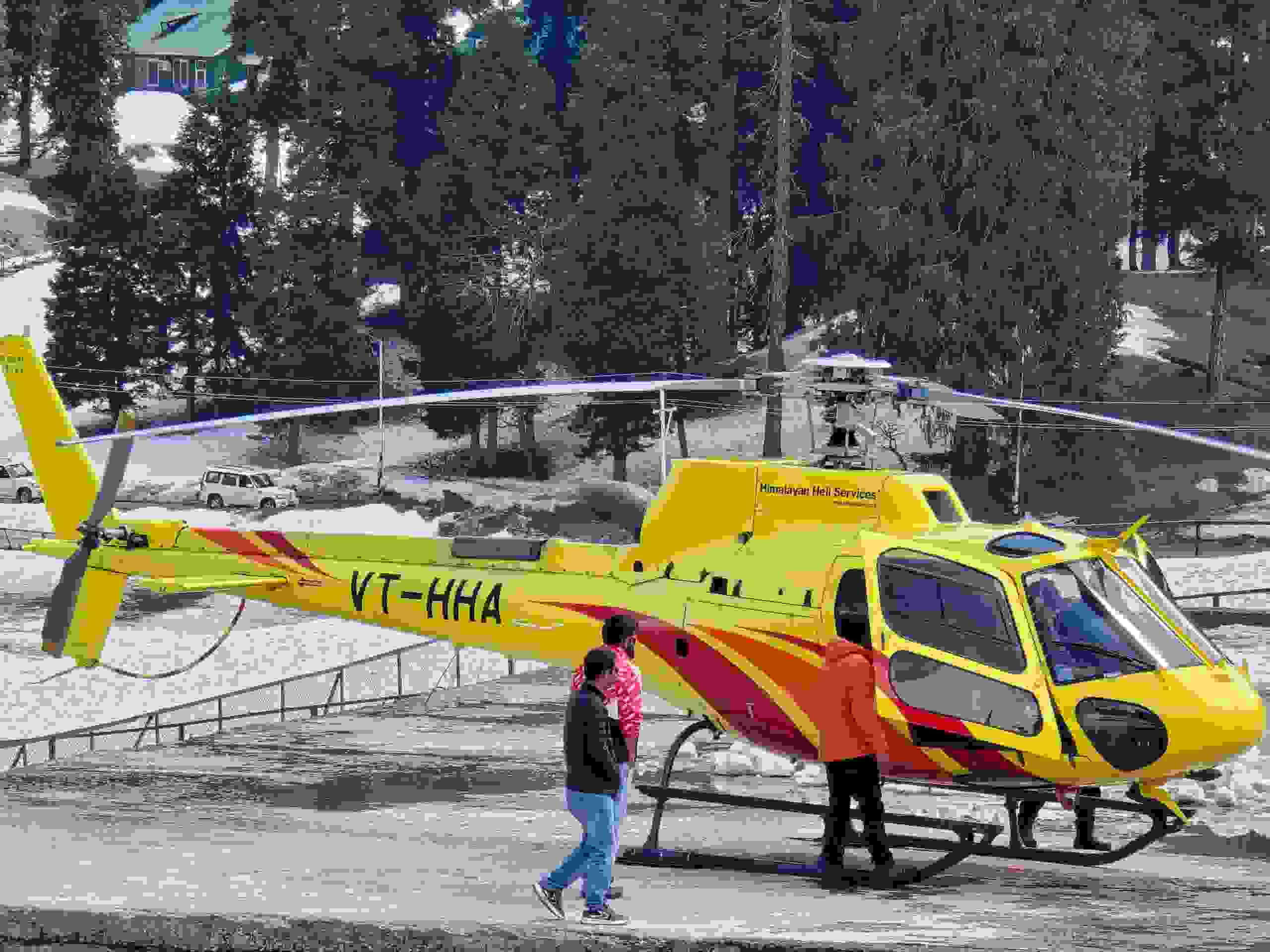 helicopter-booking-in-gulmarg-1-compressed