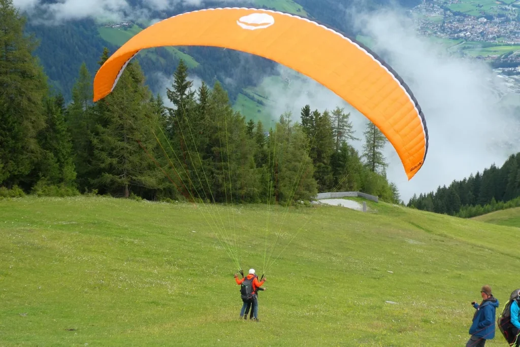 Aru valley paragliding- Trave My Kashmir