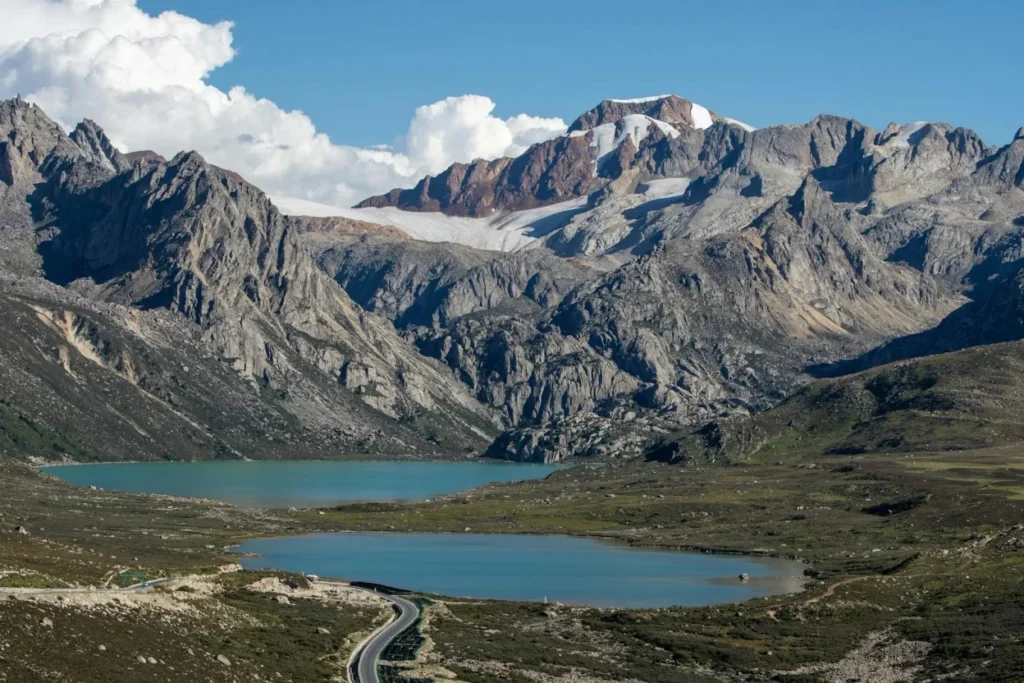 tourist spots in sonmarg- Vishansar lake