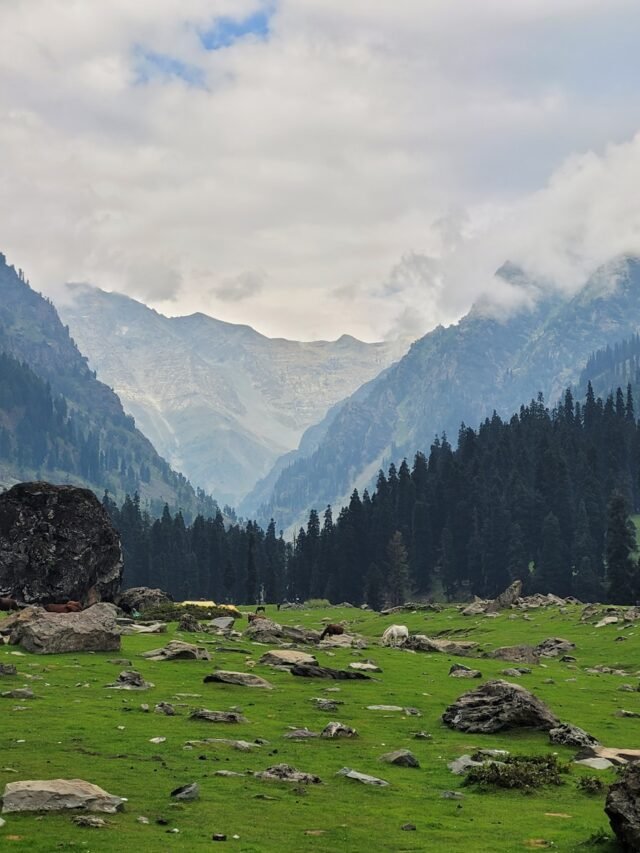 16 Tourist Places Reopen in Jammu & Kashmir- Check list
