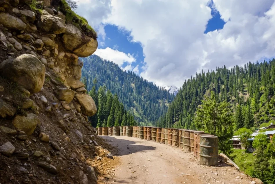 2 days 1 night gurez valley tour packages by Travel My Kashmir