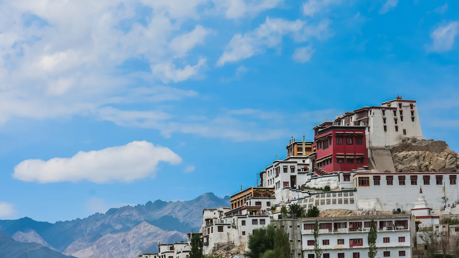 7 Nights 8 Days leh ladakh tour packages by Travel My Kashmir tour and travel company
