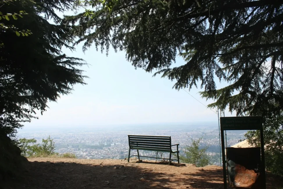 Kashmir offbeat tour packages
