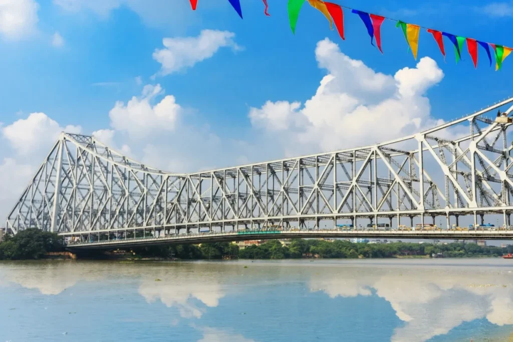 A view of Howrah Bridge over Hoogly river Howrah India- Travel My Kashmir