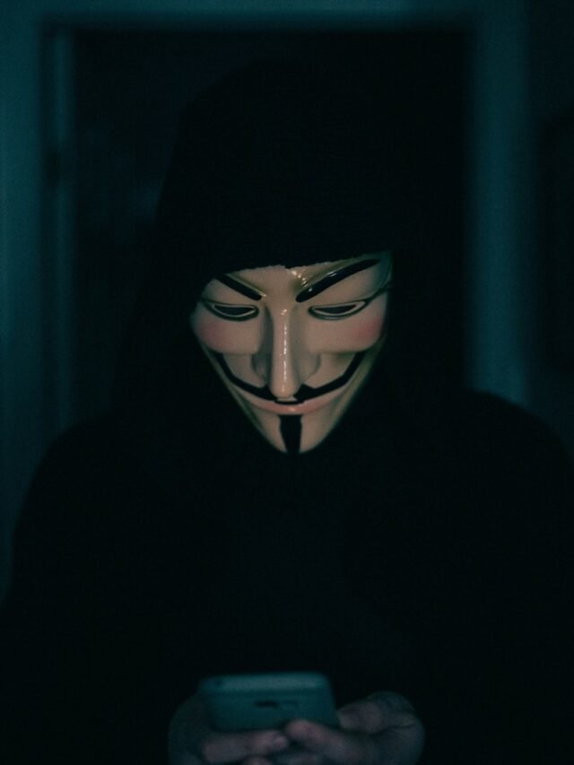 Common Tourist Scams to Avoid in Kashmir