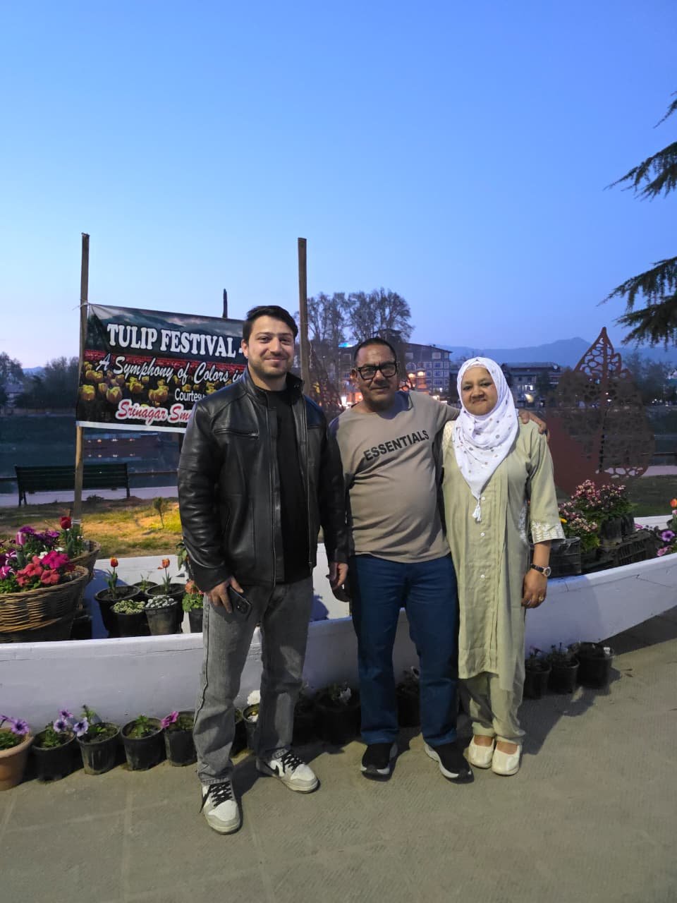 How We Managed a 4-Day Kashmir Trip for international  Guests from Mauritius