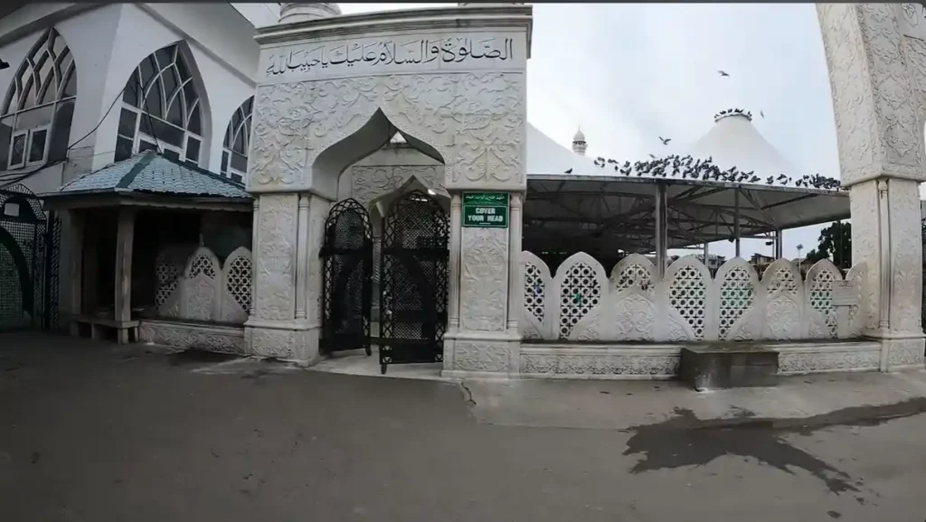 Hazratbal Dargah Visiting Guide