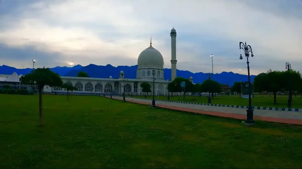 Hazratbal shrine Srinagar