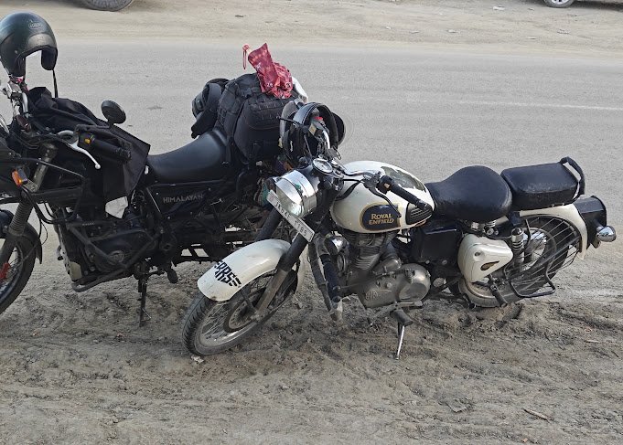 Rent a bike in Srinagar Kashmir