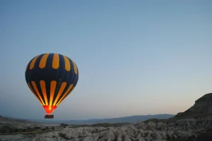 Book Hot air balloon in srinagar