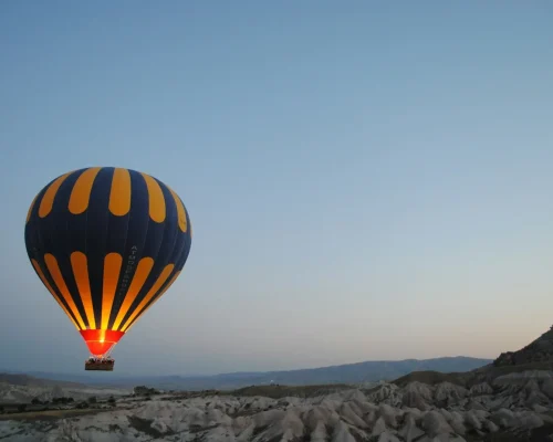 Book Hot air balloon in srinagar