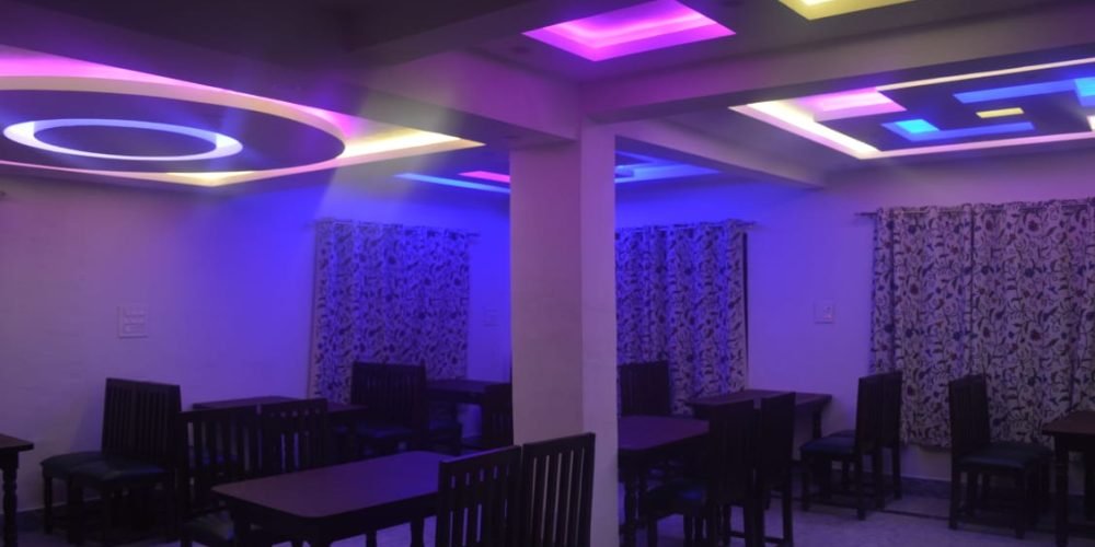 Hotel Gurez Knights restaurant