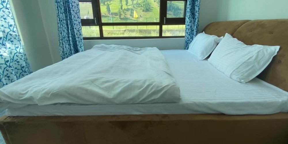 Hotel Gurez Knights room view