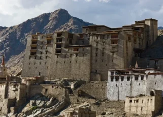 Leh Palace- top tourist places to visit in ladakh Leh Palace- top tourist places to visit in ladakh