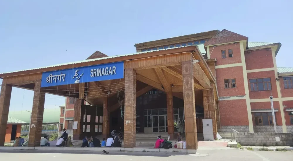 Srinagar railway station photo