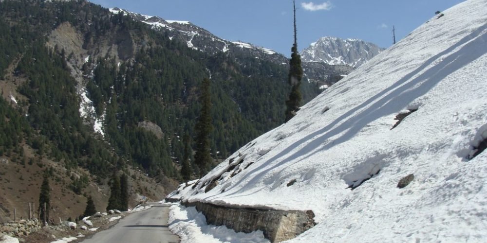 Thajiwas glacier sonmarg view From sonmarg road Thajiwas glacier sonmarg view From sonmarg road