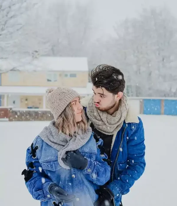 Couple photoshoot in Kashmir by Travel My Kashmir