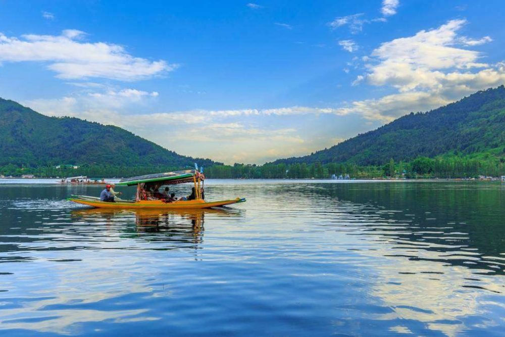 shikara booking dal lake