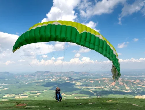 paragliding in doodhpathri