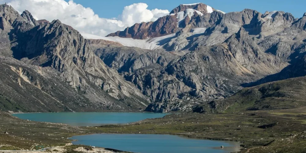 tourist spots in sonmarg- Vishansar lake tourist spots in sonmarg- Vishansar lake